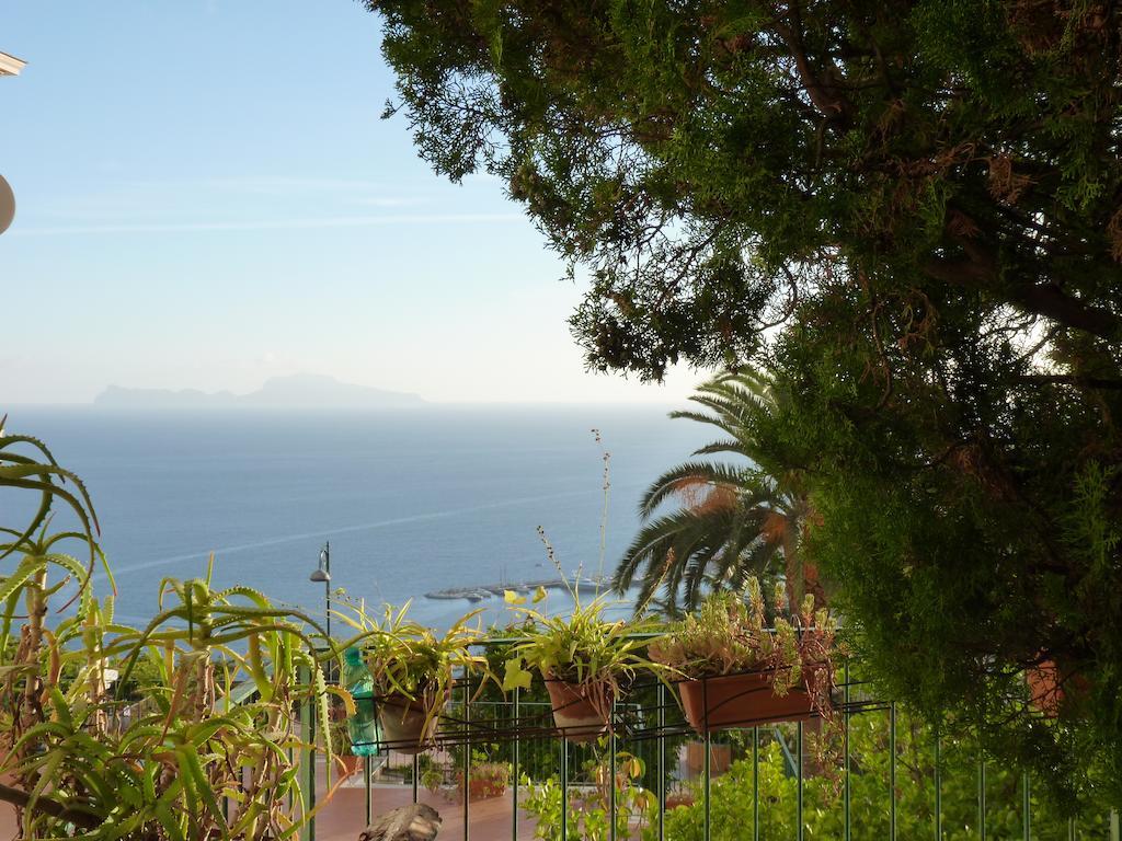 Bed and Breakfast Casa Di Erminia Neapel Exterior foto
